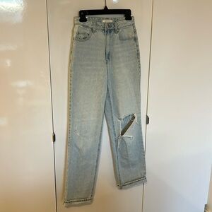 PacSun 90s Boyfriend Jeans